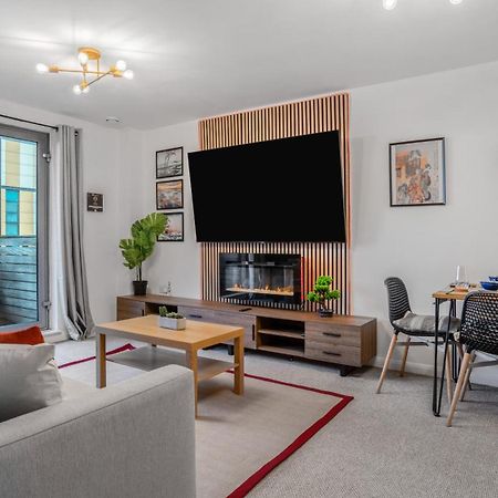 Japanese Suite 2Bed 2Bath, Free Park, Netfix, 75 Inch Tv, Games - City Centre- Maihom Birmingham Bagian luar foto