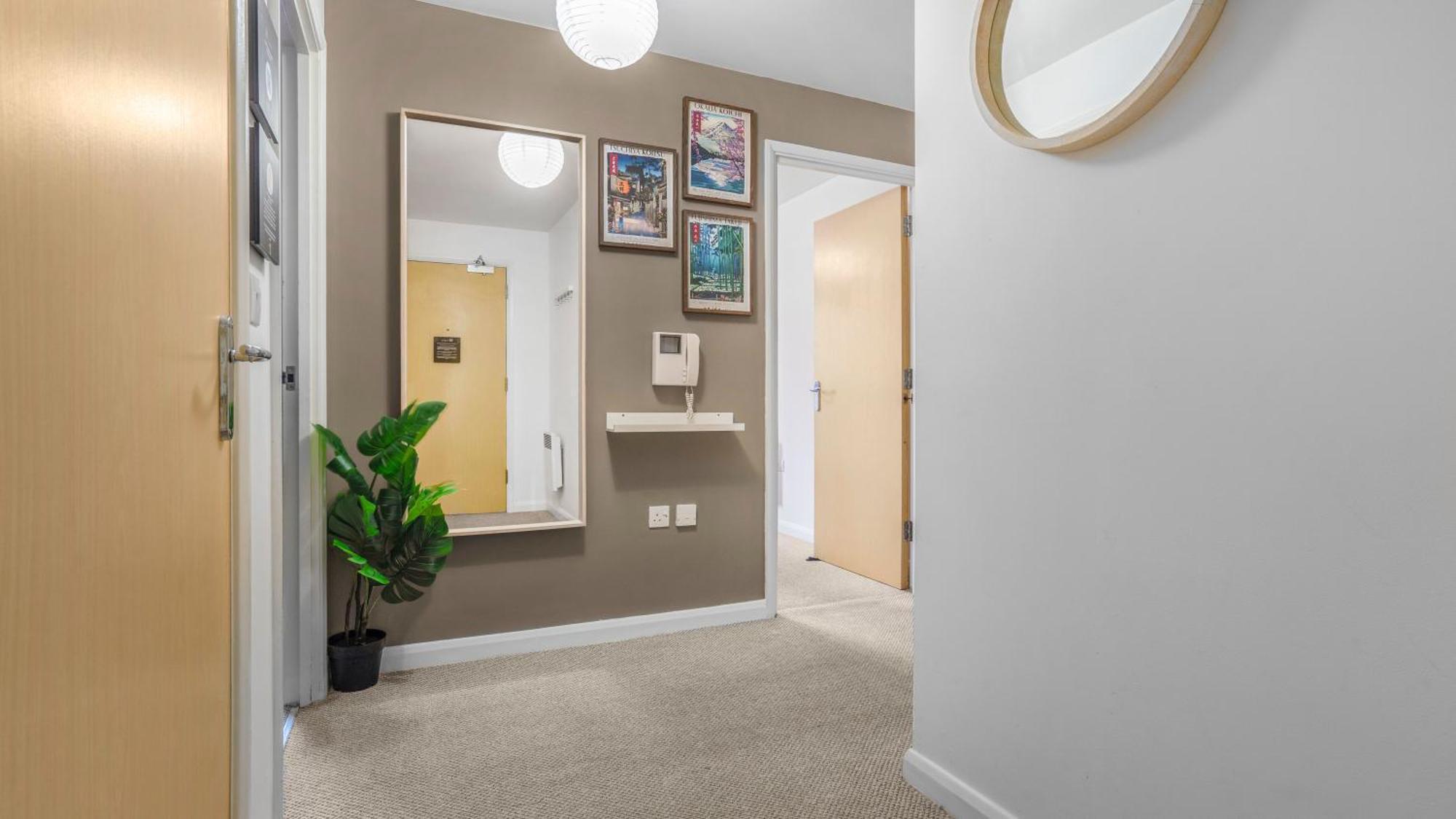 Japanese Suite 2Bed 2Bath, Free Park, Netfix, 75 Inch Tv, Games - City Centre- Maihom Birmingham Bagian luar foto